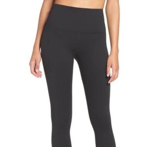 Zelda live in high waisted leggings